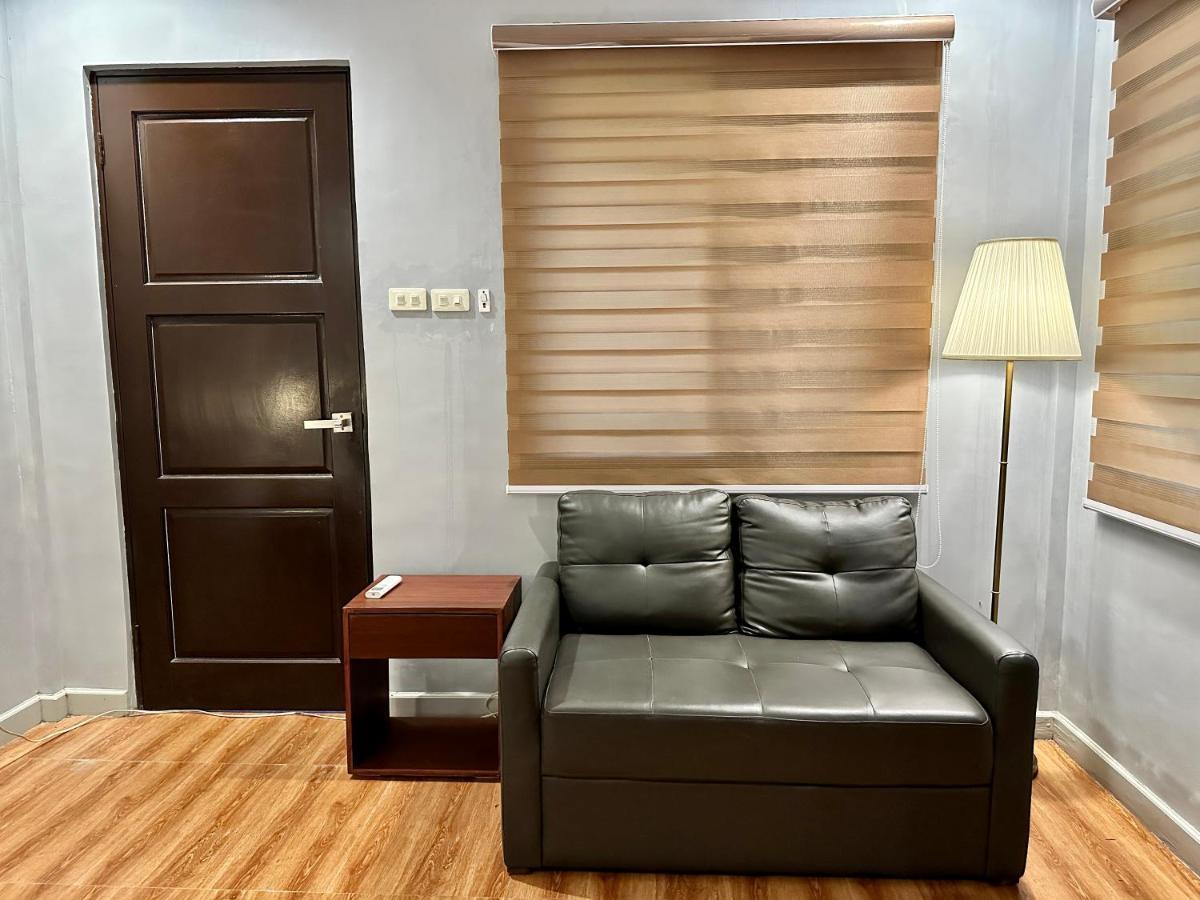 Harbour Bliss Hotel 코른 외부 사진