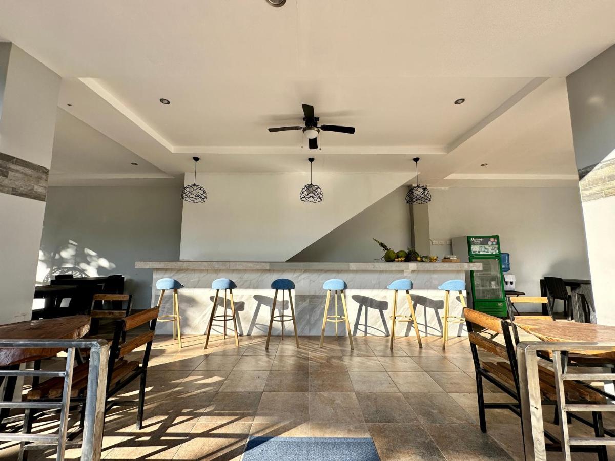 Harbour Bliss Hotel 코른 외부 사진