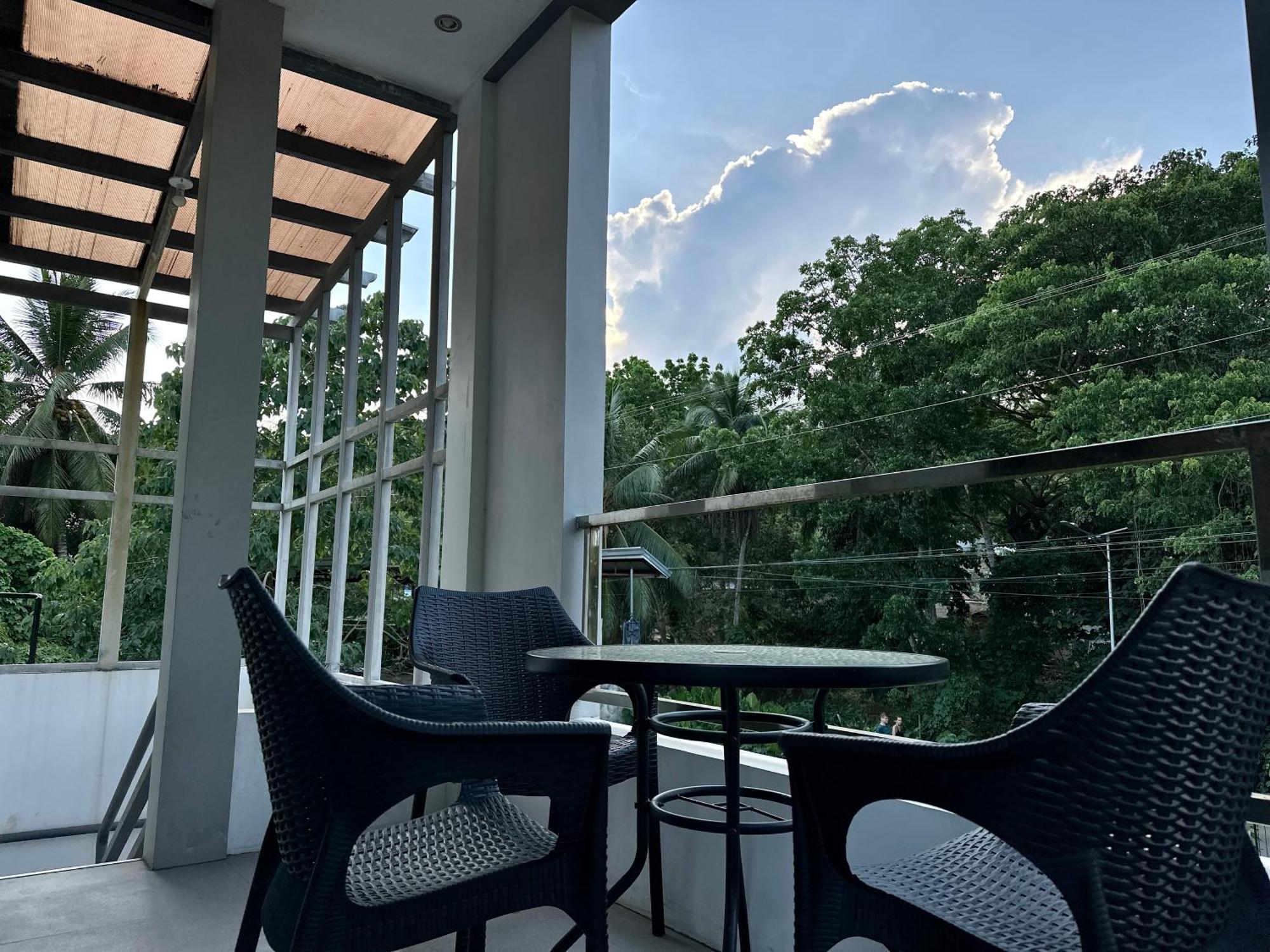 Harbour Bliss Hotel 코른 외부 사진