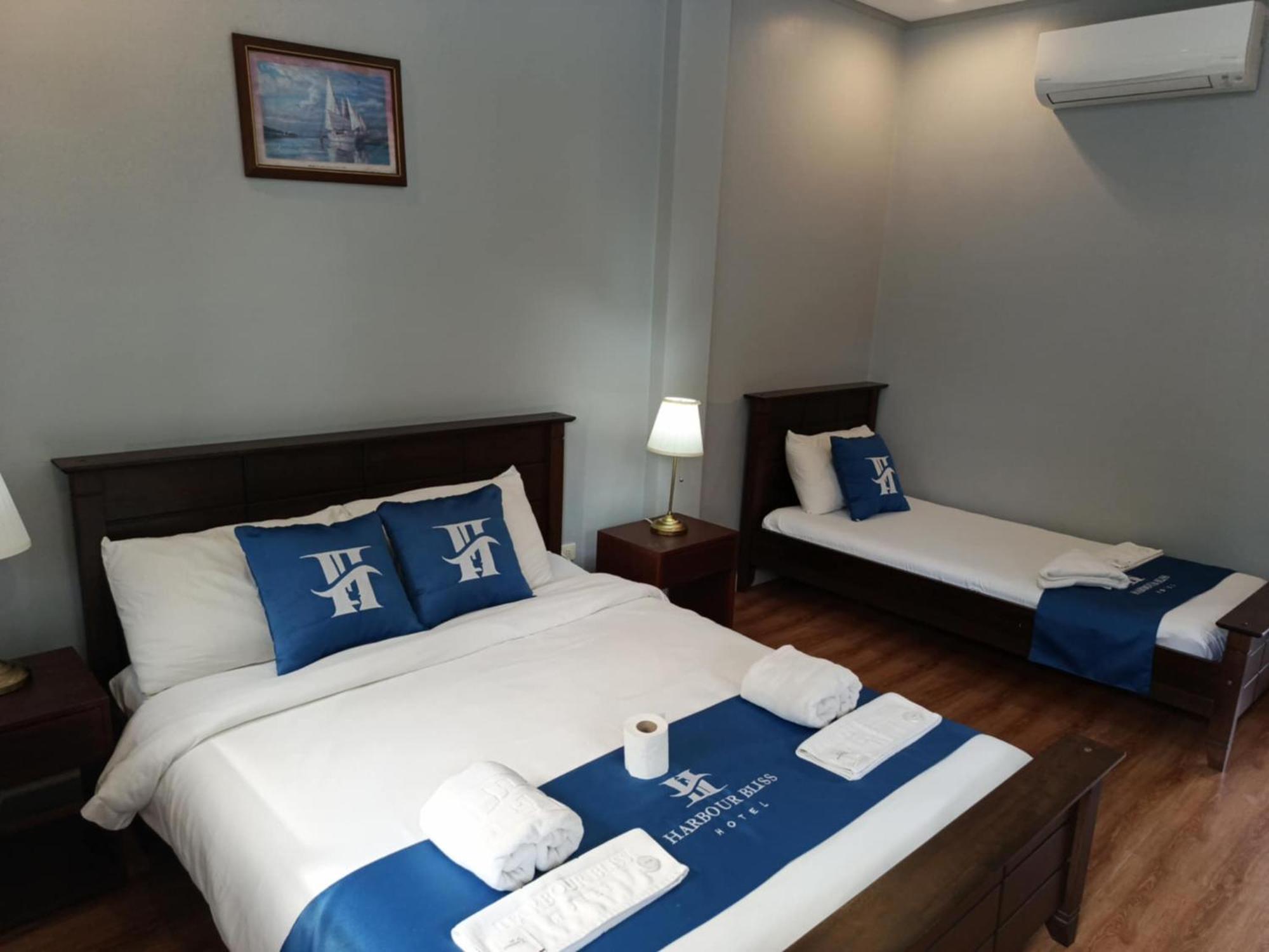 Harbour Bliss Hotel 코른 외부 사진