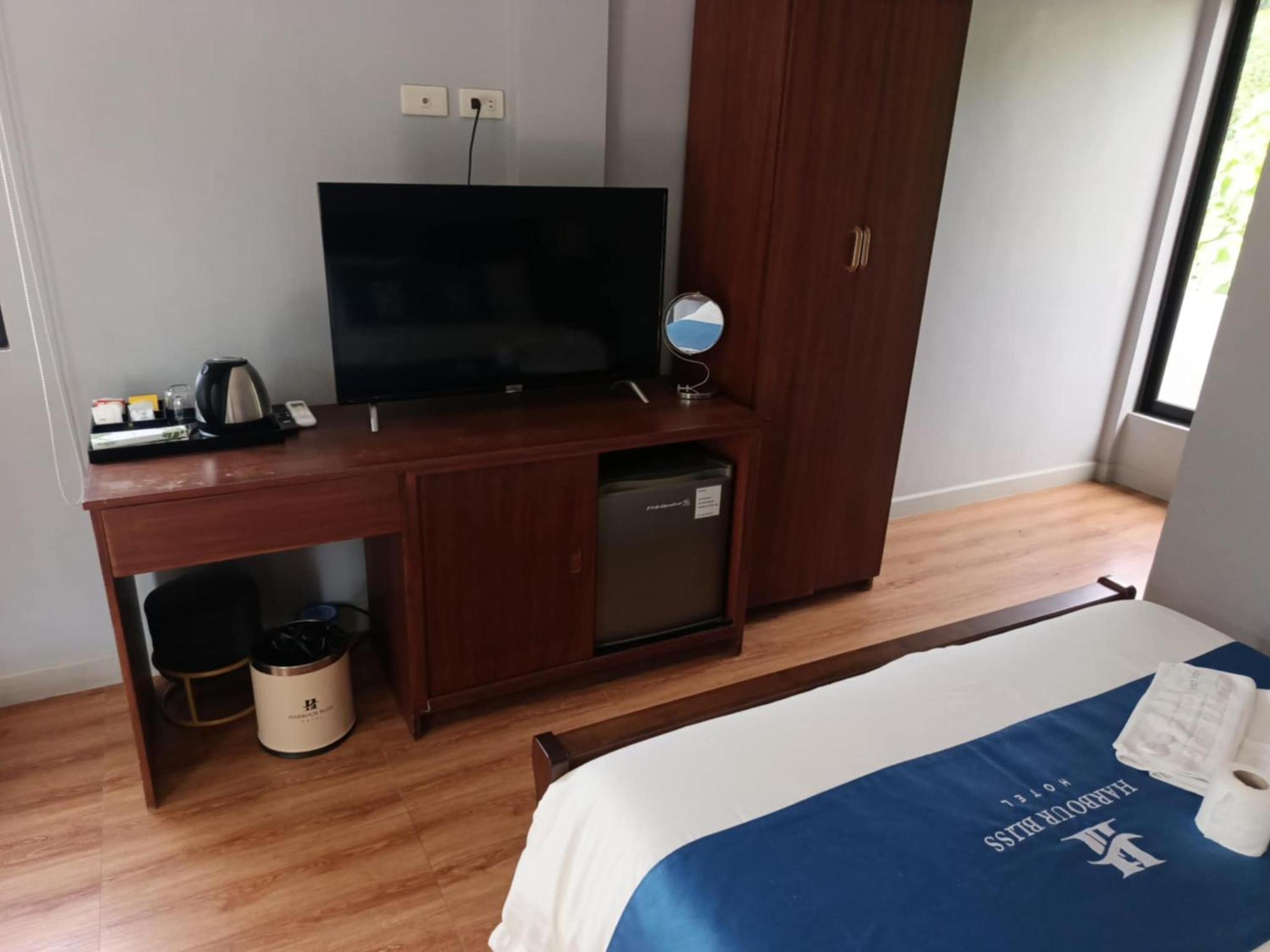Harbour Bliss Hotel 코른 외부 사진